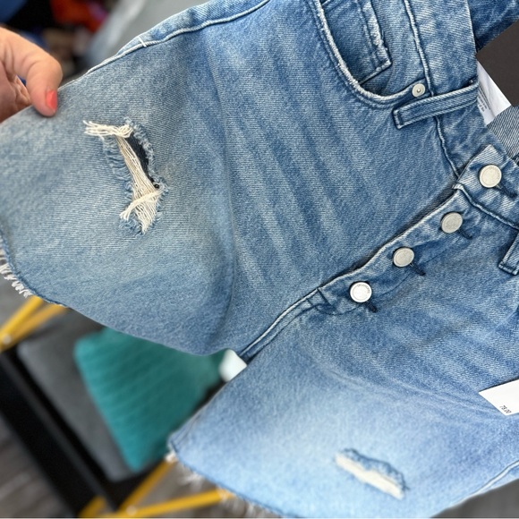 NWT Nordstrom BlankNYC the Warren Women's Denim Distressed Shorts 100% cotton - Picture 5 of 7